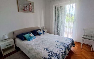 Apartment 4